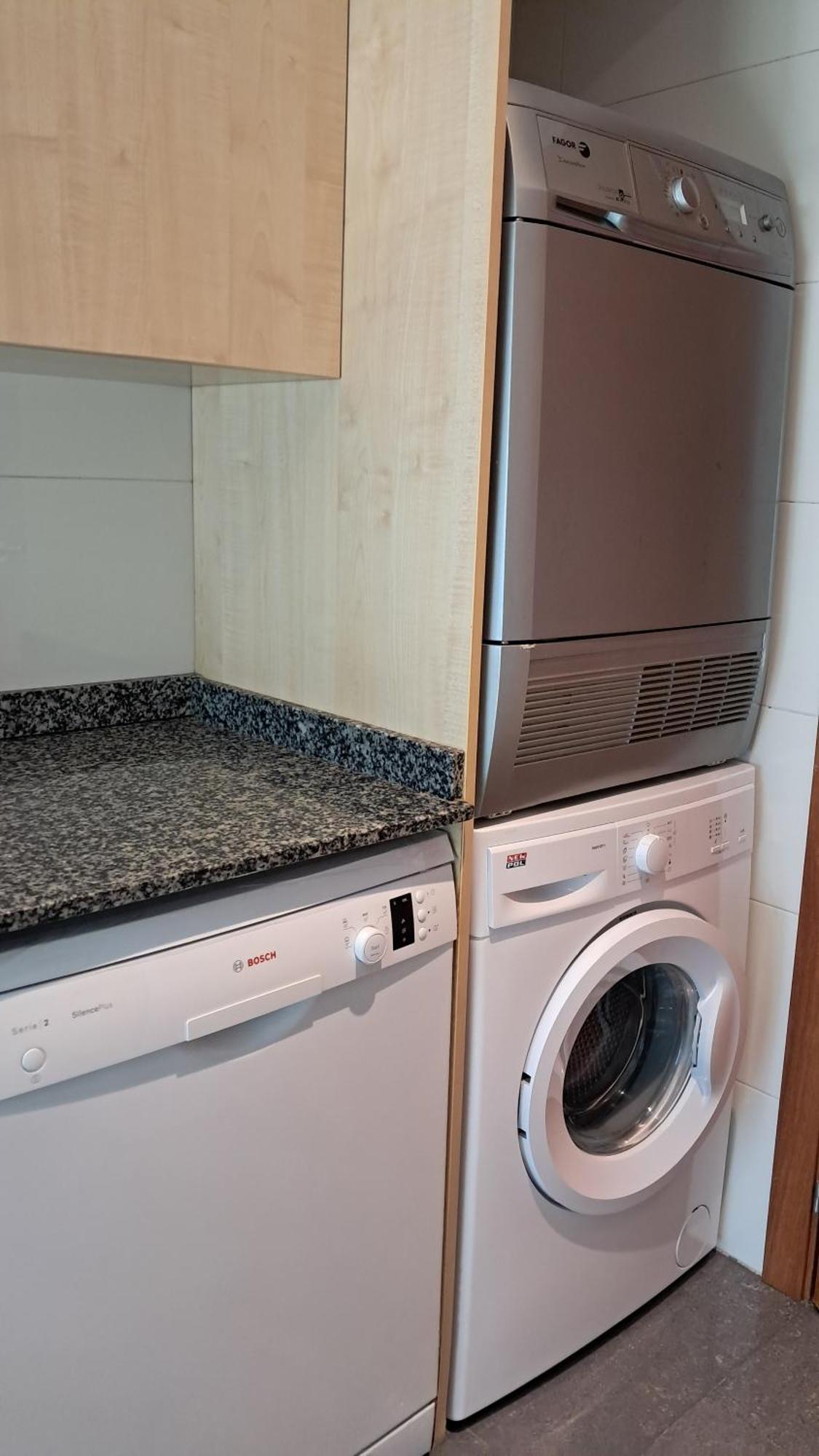 Modern Apartment, With Parking, Close To The Beach!! Sant Adrià de Besòs Exterior foto