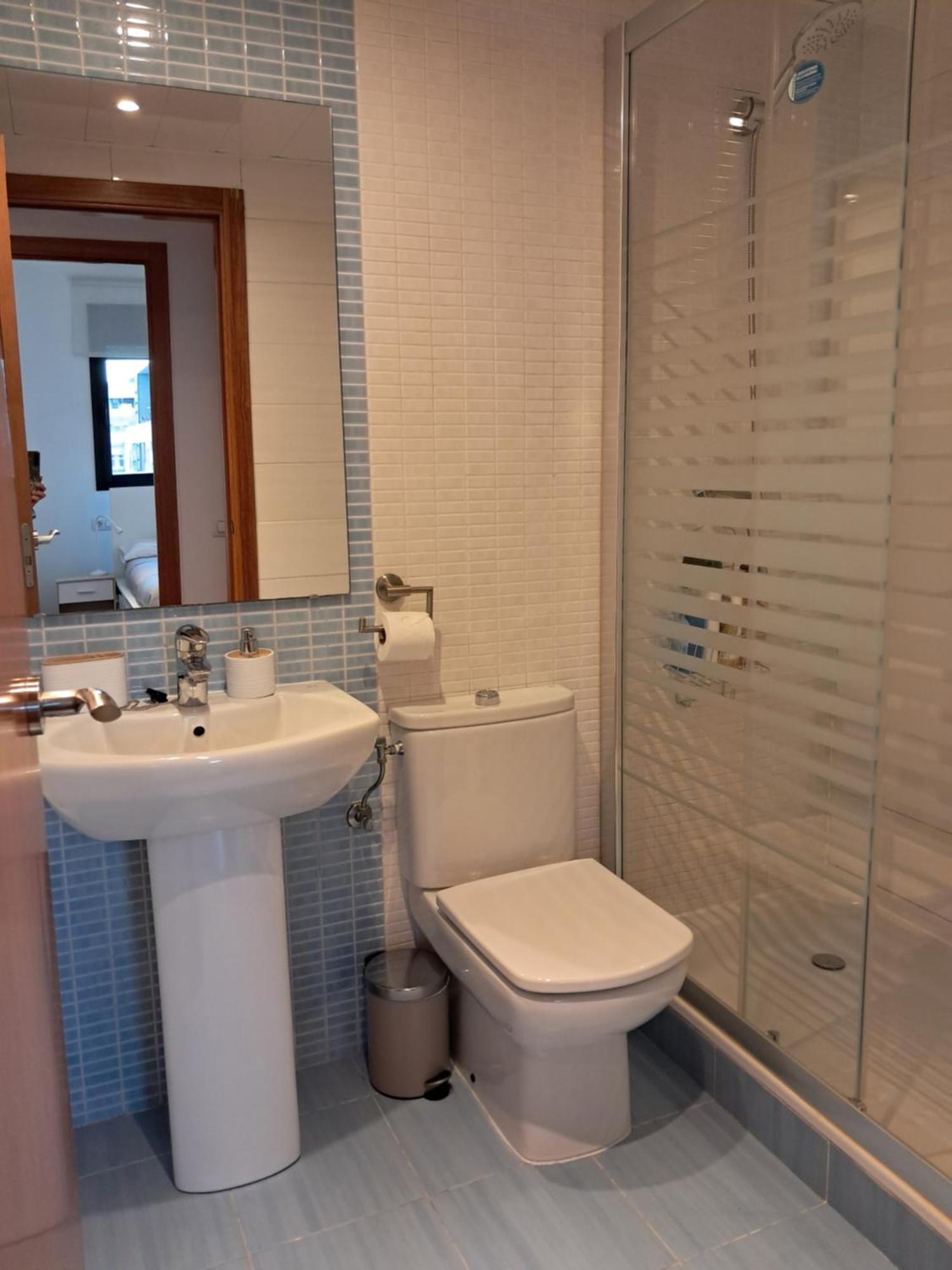 Modern Apartment, With Parking, Close To The Beach!! Sant Adrià de Besòs Exterior foto